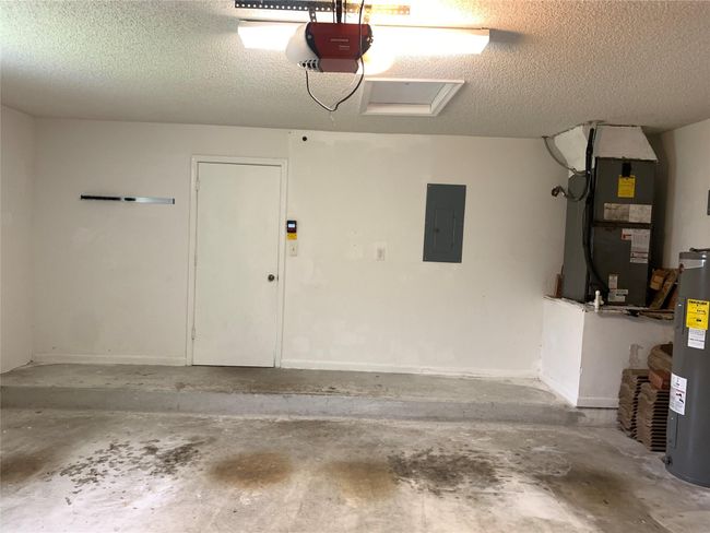 9840 Nw 28 Th Ct, House other with 4 bedrooms, 2 bathrooms and null parking in Coral Springs FL | Image 44