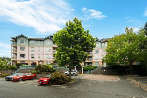 306-799 Blackberry Rd, Saanich, BC, V8X5J3 | Card Image