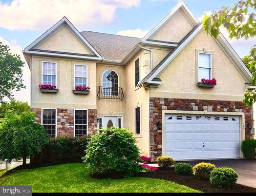 400 Baileys Run Ln, Springfield, PA, 19064-2143 | Card Image
