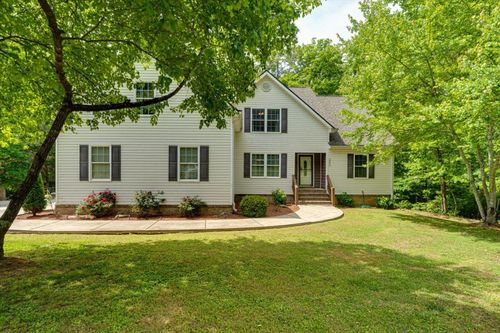 2800 Back Valley Rd, Trenton, GA, 30752-4643 | Card Image