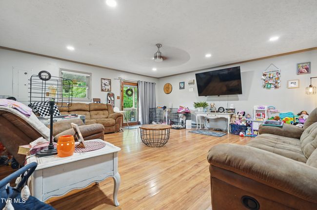 226 7 Th St Ne, House other with 3 bedrooms, 2 bathrooms and null parking in Norton VA | Image 7