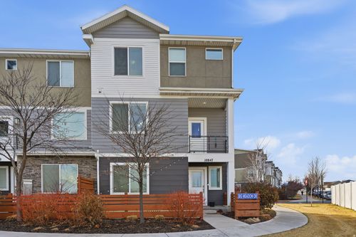 10847 S Big Meadow Dr, South Jordan, UT, 84009-3130 | Card Image