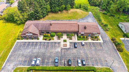 2603 S Cleveland Ave, Saint Joseph, MI, 49085-3016 | Card Image