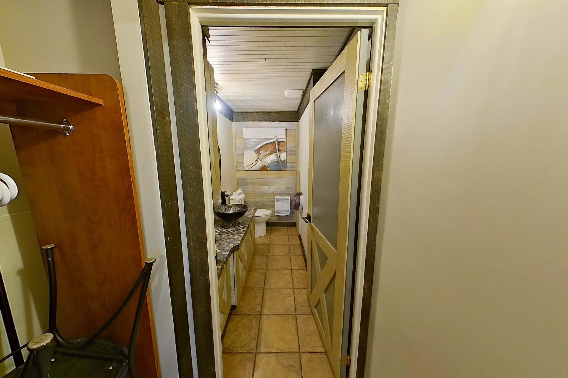 Commercial Sale in Saint-Jean-Port-Joli 5