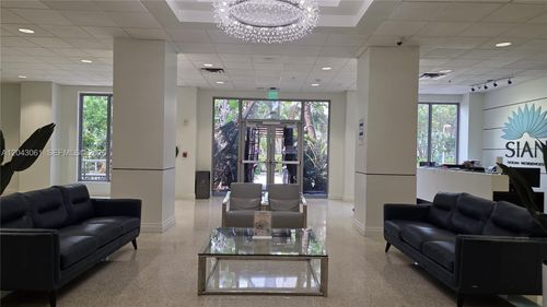 9f-4001 S Ocean Dr, Hollywood, FL, 33019-3019 | Card Image