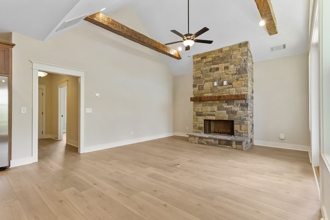 113 Summit View Ln, Home with 2 bedrooms, 4 bathrooms and 2 parking in Ellijay GA | Image 7