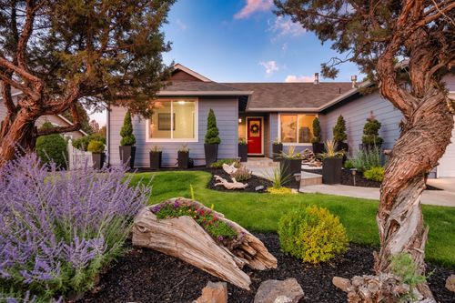 4198 Sw Tommy Armour Ln, Redmond, OR, 97756-0319 | Card Image