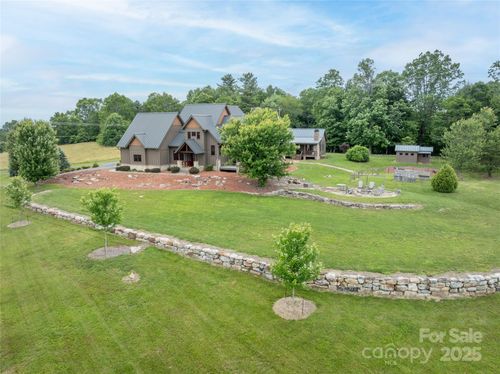 4862 Pinnacle Mountain Rd, Zirconia, NC, 28790-6759 | Card Image