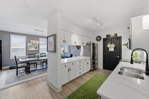 202-N74W13737 Appleton Avenue Avenue, Menomonee Falls, WI, 53051 | Card Image