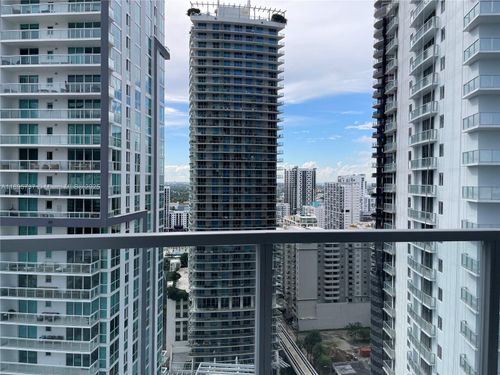 apt-2413-1060 Brickell Ave, Miami, FL, 33131-3922 | Card Image