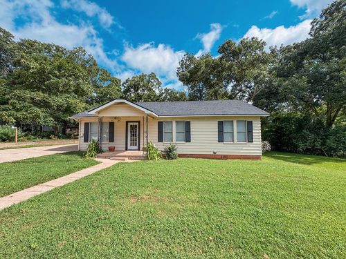 707 E Brazos St, Palestine, TX, 75801-4613 | Card Image