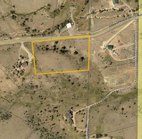 107 Soda Springs Dr, Dubois, WY, 82513-5098 | Card Image