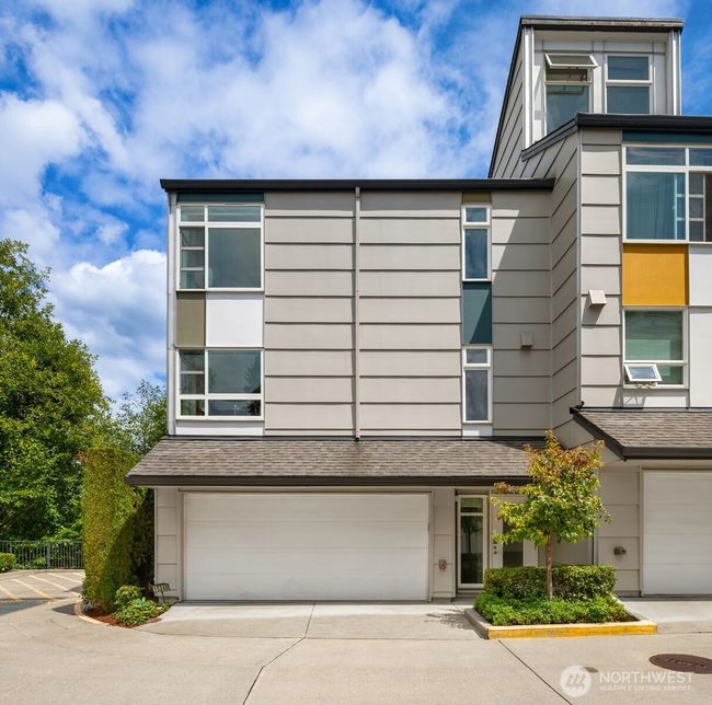 UNIT-101 - 15240 Ne 81 St Way, Townhouse with 3 bedrooms, 3 bathrooms and 2 parking in Redmond WA | Image 22