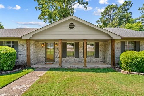 2623 Valley View Dr, Rocky Face, GA, 30740-8908 | Card Image