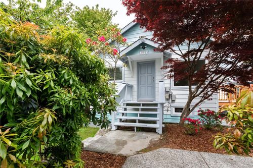 1527 Peninsula Rd, Ucluelet, BC, V0R3A0 | Card Image