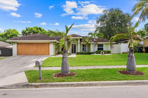 1750 17th Ave N, Lake Worth Beach, FL, 33460-6430 | Card Image