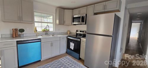 3148 Jones Wade Rd, Hudson, NC, 28638-8769 | Card Image