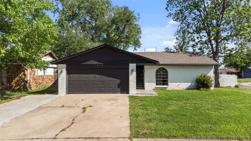 11863 E 62nd St, Broken Arrow, OK, 74012-1344 | Card Image