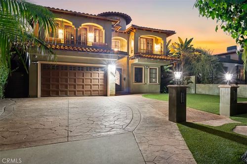 16806 Addison St, Encino, CA, 91436-1054 | Card Image