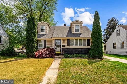 205 Nicholson Rd, MOUNT EPHRAIM, NJ, 08059-1946 | Card Image