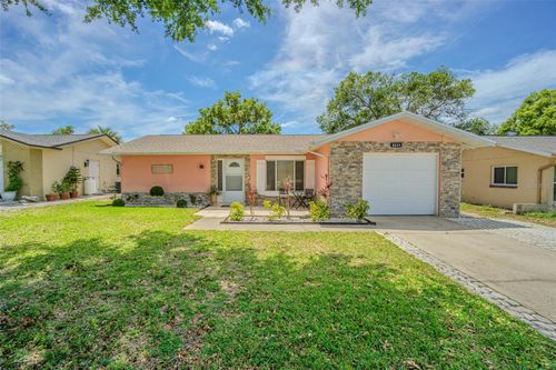 8024 Las Cruces Ct, PORT RICHEY, FL, 34668-2723 | Card Image