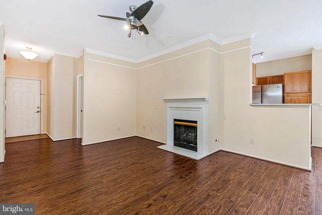 UNIT-2202 - 1600 Spring Gate Dr, Condo with 2 bedrooms, 2 bathrooms and null parking in MCLEAN VA | Image 5