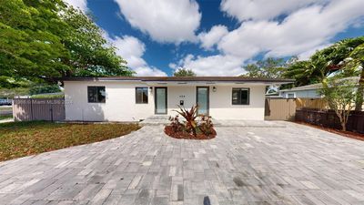 1526 Sw 65th Ave, House other with 3 bedrooms, 2 bathrooms and null parking in West Miami FL | Image 1