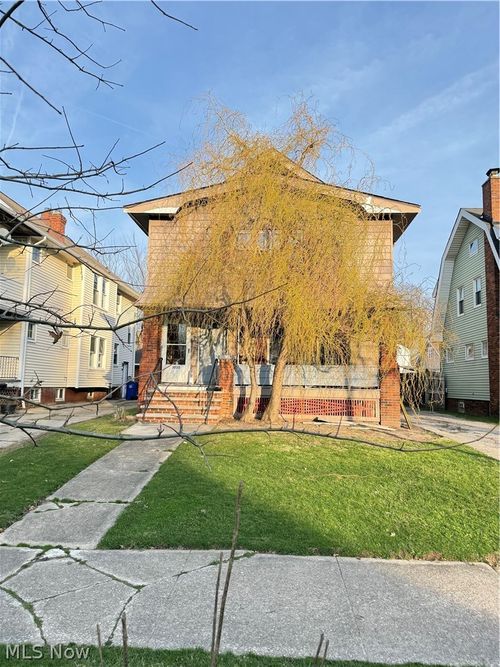 3235 Berea Rd, Cleveland, OH, 44111-2401 | Card Image