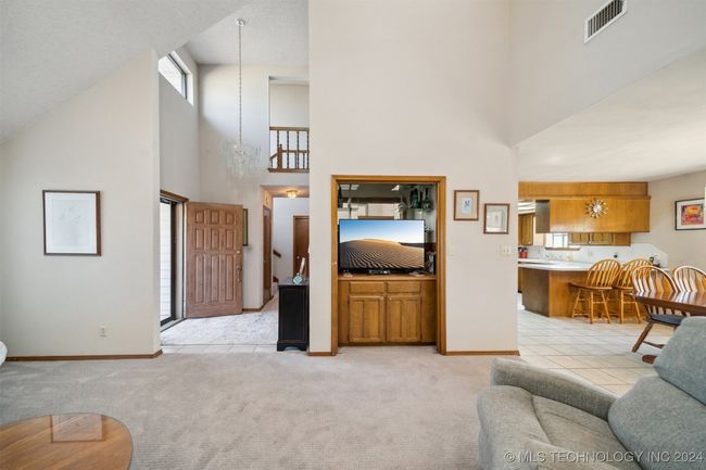 9172 E Oak Ln, House other with 3 bedrooms, 3 bathrooms and null parking in Claremore OK | Image 13