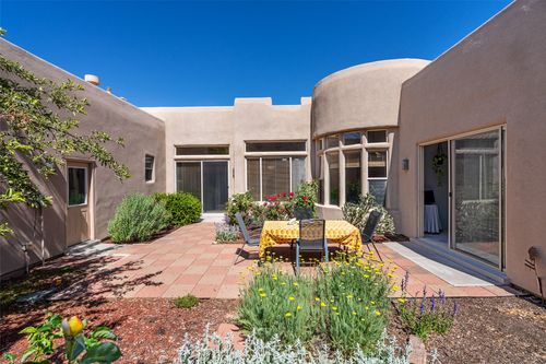 15 Cimarron Pass, Santa Fe, NM, 87508-1448 | Card Image
