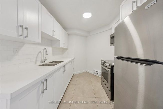 301 - 1155 Goodfellow Rd, Home with 3 bedrooms, 1 bathrooms and 1 parking in Peterborough ON | Image 12