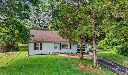 118 Cherry Hill Dr, Fenton, MO, 63026-4301 | Card Image