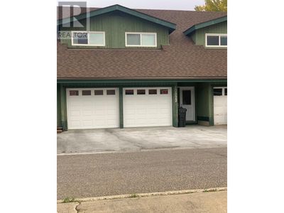 10822 102 St, Townhouse with 3 bedrooms, 3 bathrooms and null parking in Fort St. John BC | Image 1