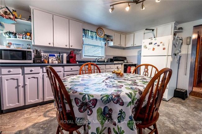 444 Gilmore Rd, House other with 3 bedrooms, 1 bathrooms and 7 parking in Fort Erie ON | Image 14