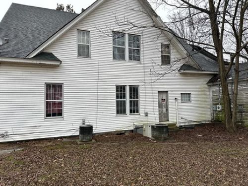 309 S Thornton Ave, Piggott, AR, 72454-2736 | Card Image