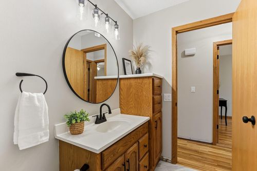 1325 97th Ave Nw, Coon Rapids, MN, 55433-5302 | Card Image