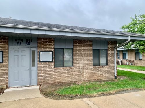 ste-k2-27W281 Geneva Rd, Winfield, IL, 60190-2085 | Card Image