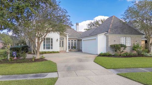 18320 Fountain Hill Blvd, Prairieville, LA, 70769-3053 | Card Image