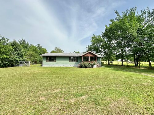 101 Taylor St, Como, TX, 75431-2812 | Card Image