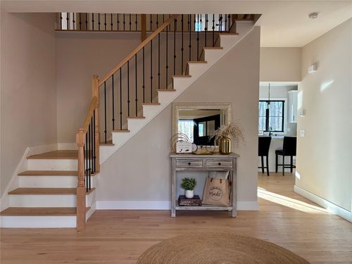 8 Smith Ln, Somers, NY, 10589-1921 | Card Image