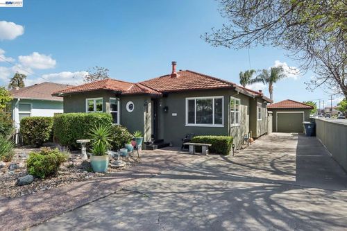 1411 C St, Antioch, CA, 94509-2315 | Card Image