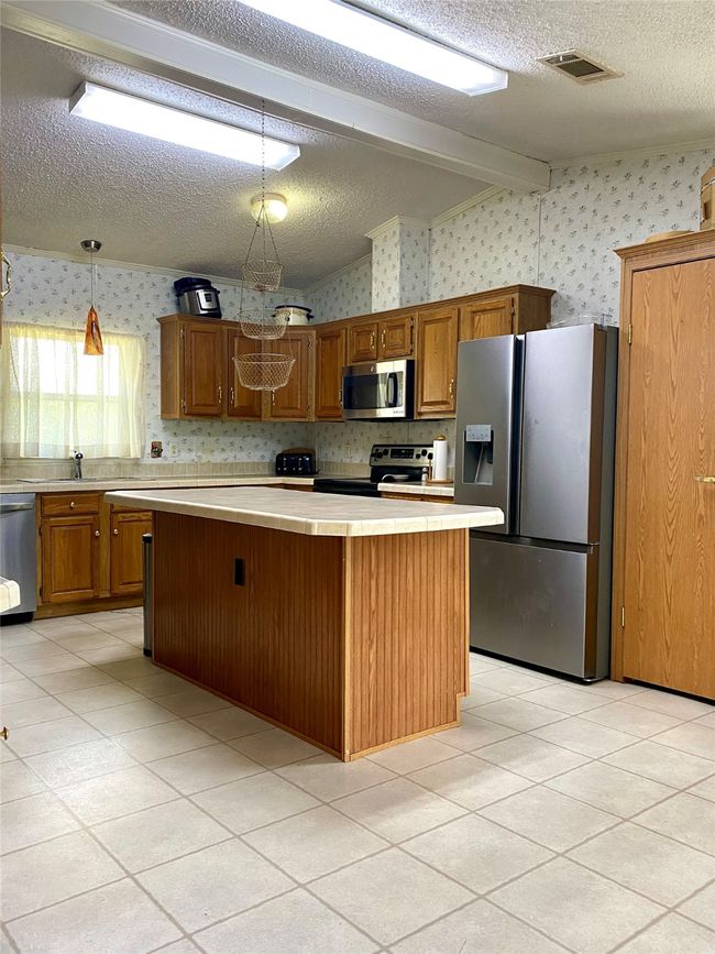 323 Cedar Meadows Ln, House other with 3 bedrooms, 2 bathrooms and null parking in Whitewright TX | Image 7