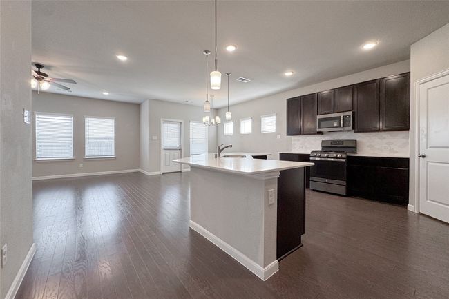 2121 Callahan Dr, House other with 3 bedrooms, 2 bathrooms and null parking in Forney TX | Image 6