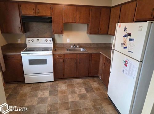 417-23 6th St, Manning, IA, 51455-1323 | Card Image