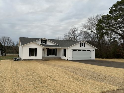 255 Jay St, Big Sandy, TN, 38221-3622 | Card Image