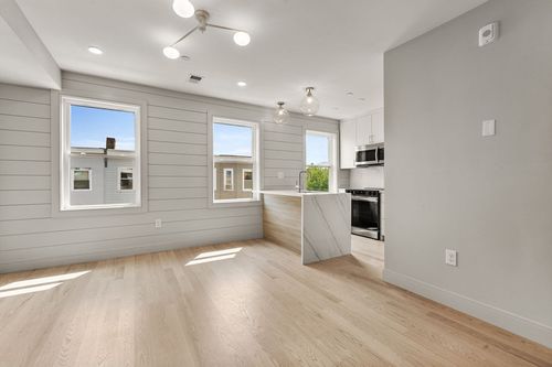 3-88 Maverick Street, Boston, MA, 02128 | Card Image