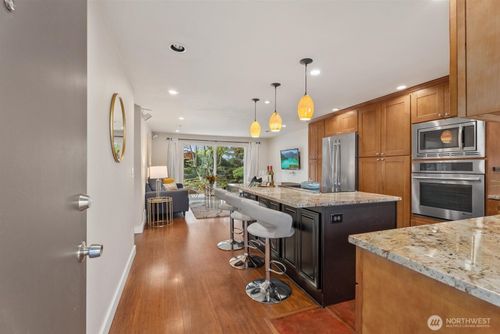 apt-101-315 10th Ave S, Kirkland, WA, 98033-6941 | Card Image