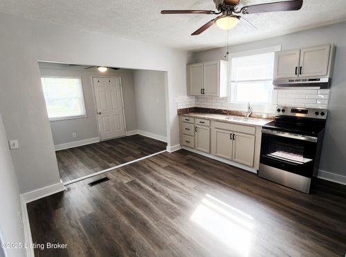 3533 Kahlert Ave, Louisville, KY, 40215-1812 | Card Image