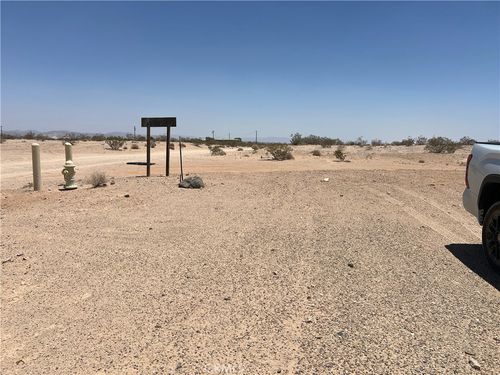 65875 Sonora Rd, Joshua Tree, CA, 92252 | Card Image