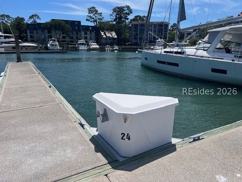 24 Harbourtown Yacht Club, Hilton Head Island, SC, 29926 | Card Image